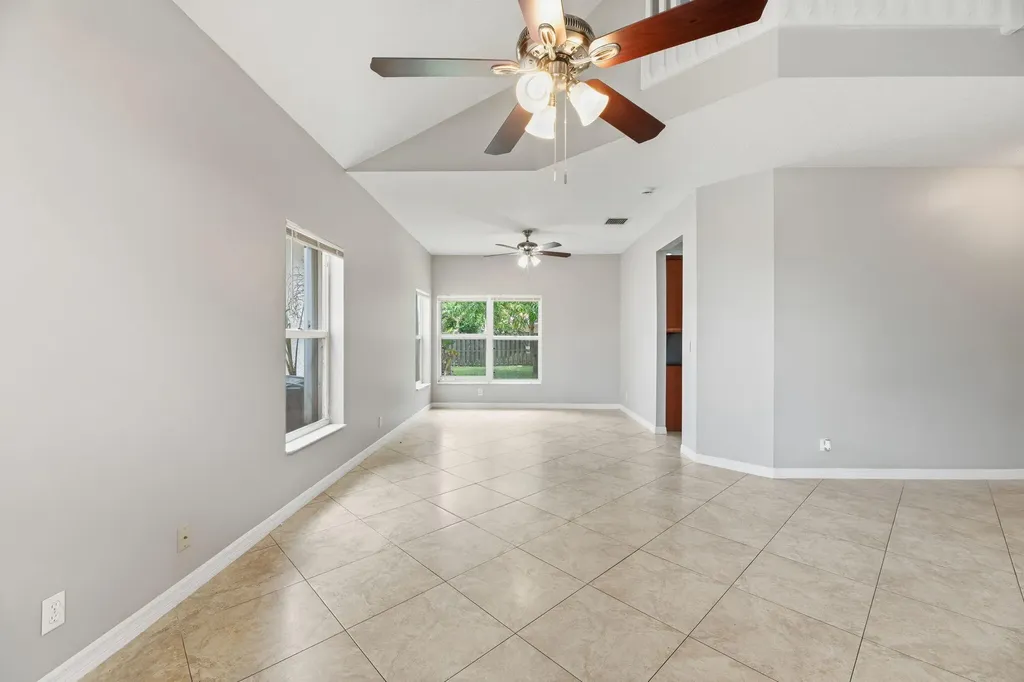 7634 Trenton Drive Lake Worth FL 33467