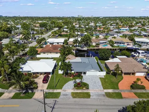 511 SE 9th Avenue Pompano Beach FL 33060
