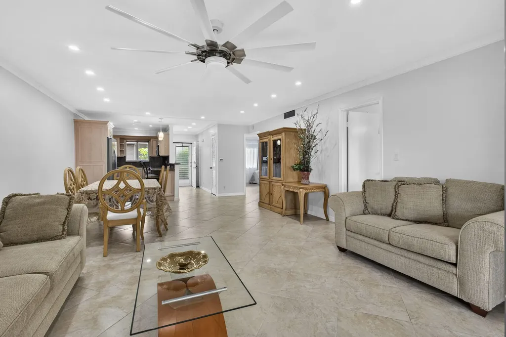 59 Plymouth G West Palm Beach FL 33417