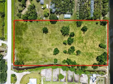 16526 Hollow Tree Lane Wellington FL 33470