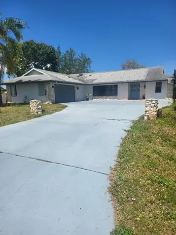 641 NW Billiar Avenue Port St Lucie FL 34983