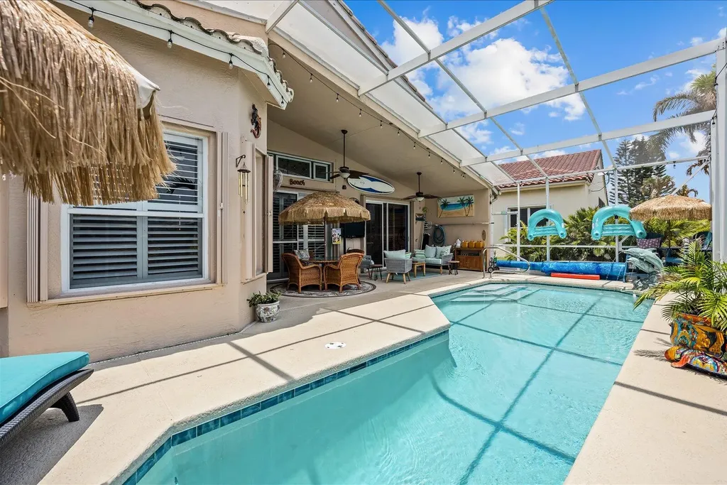 482 NW Blue Lake Drive Port St Lucie FL 34986