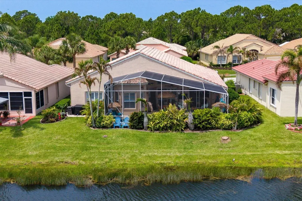 482 NW Blue Lake Drive Port St Lucie FL 34986