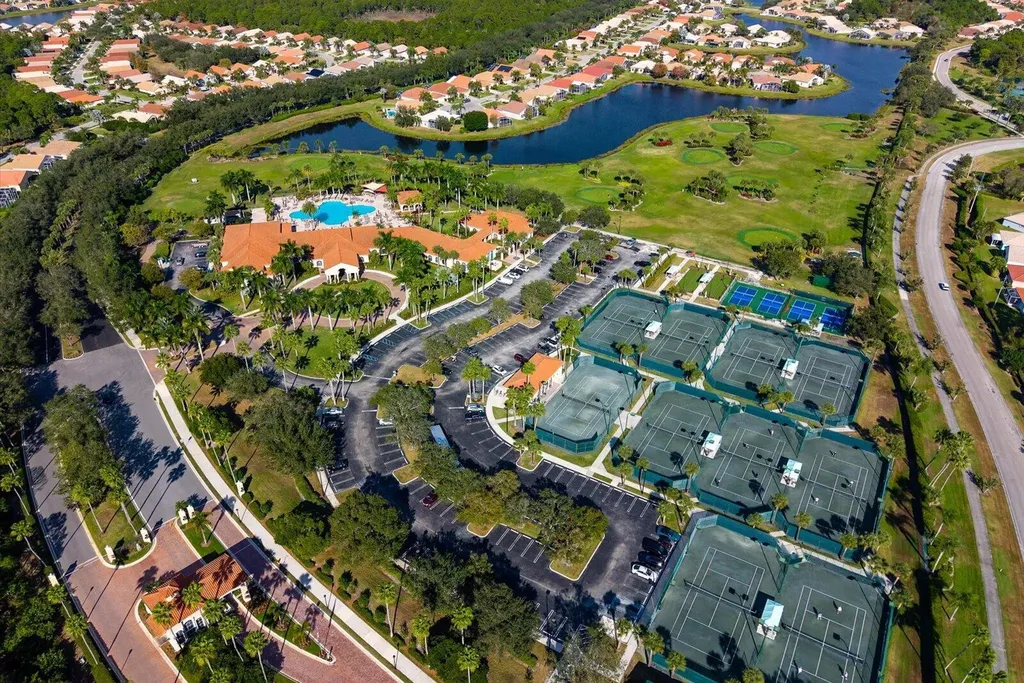 482 NW Blue Lake Drive Port St Lucie FL 34986