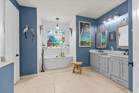 482 NW Blue Lake Drive Port St Lucie FL 34986