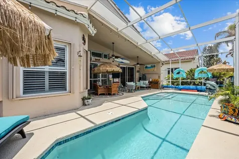 482 NW Blue Lake Drive Port St Lucie FL 34986