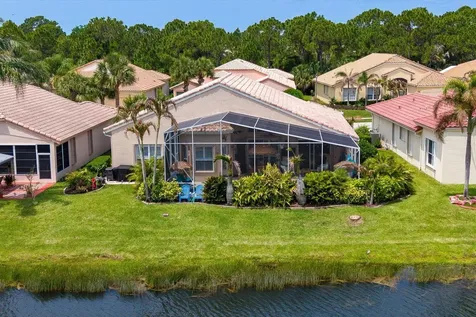 482 NW Blue Lake Drive Port St Lucie FL 34986