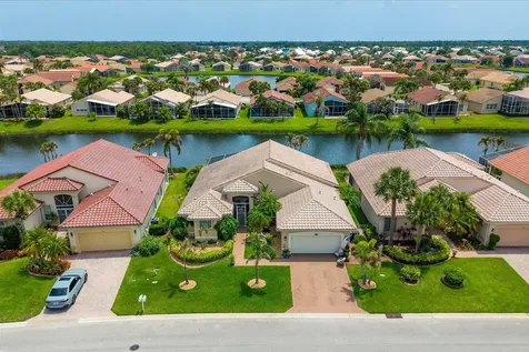 482 NW Blue Lake Drive Port St Lucie FL 34986