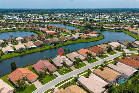 482 NW Blue Lake Drive Port St Lucie FL 34986