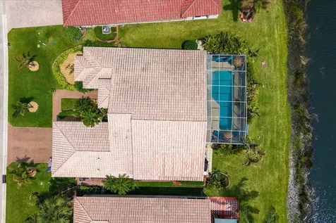 482 NW Blue Lake Drive Port St Lucie FL 34986