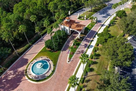 482 NW Blue Lake Drive Port St Lucie FL 34986