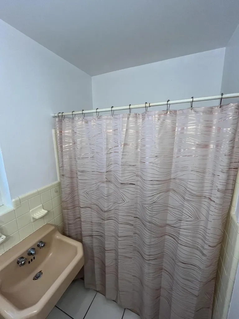 3132 SW 25th Street Miami FL 33133