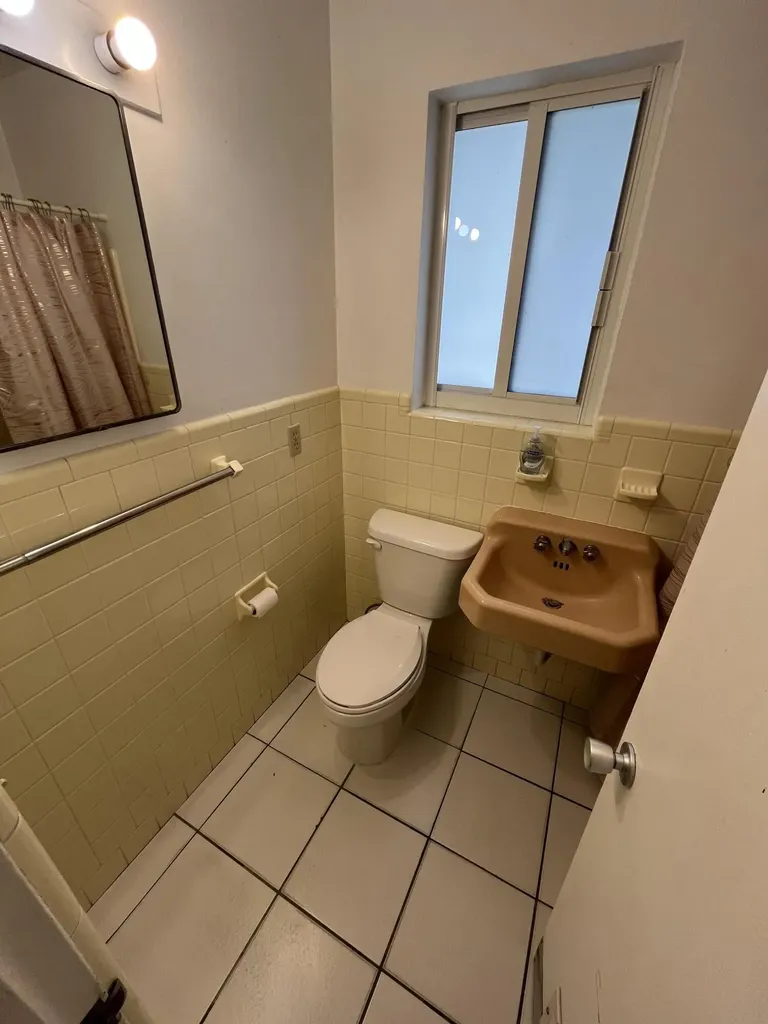 3132 SW 25th Street Miami FL 33133