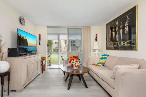 9200 Lime Bay Boulevard Tamarac FL 33321