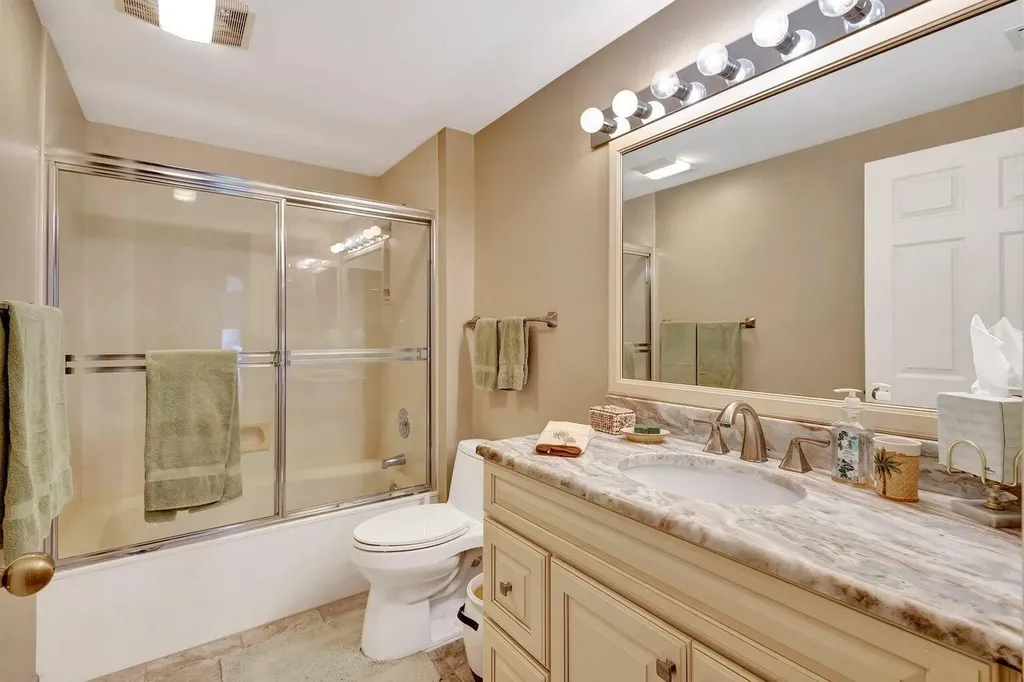 16050 W Bay Drive Jupiter FL 33477