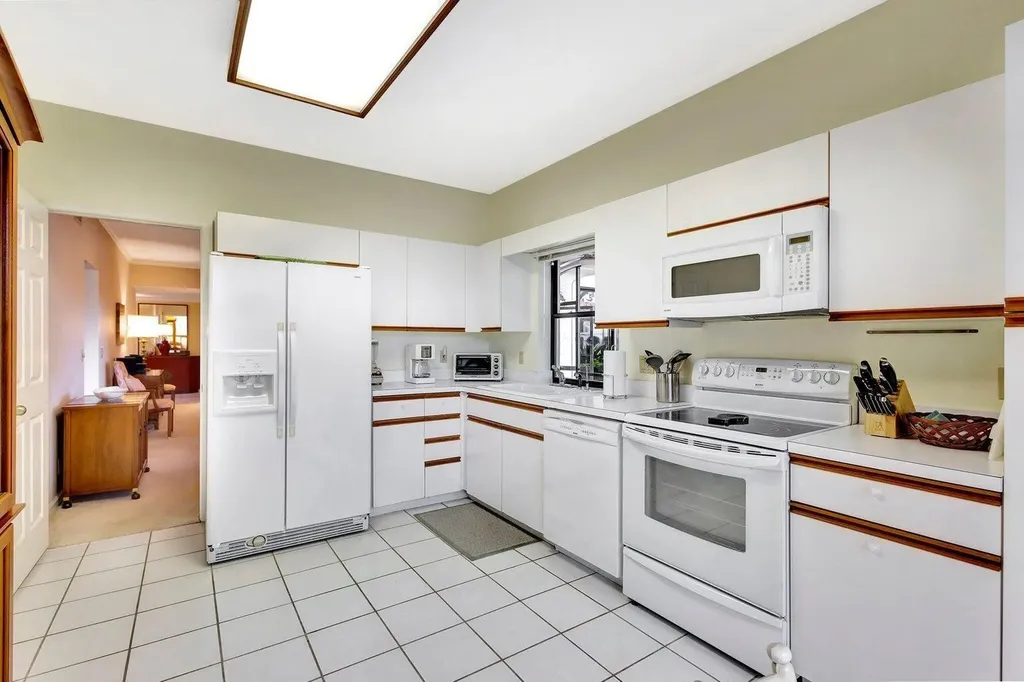 16050 W Bay Drive Jupiter FL 33477