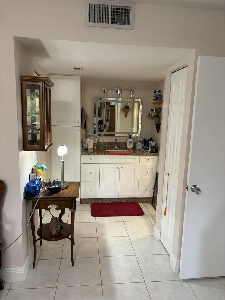 800 SW 142nd Pembroke Pines FL 33027