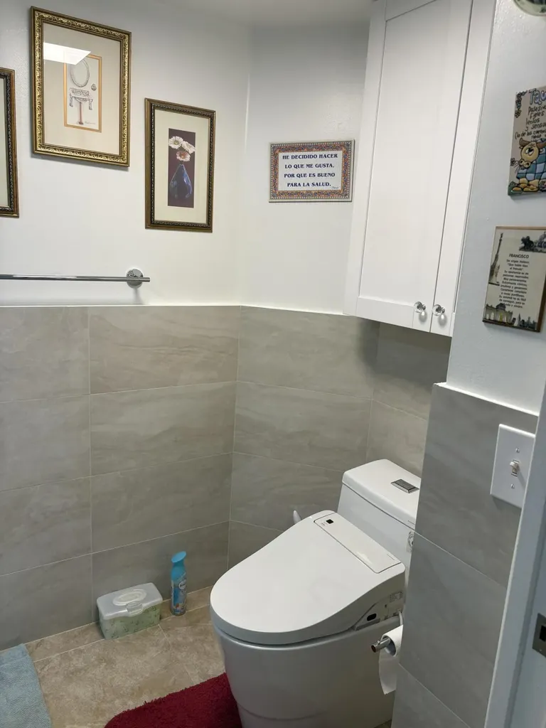 800 SW 142nd Pembroke Pines FL 33027