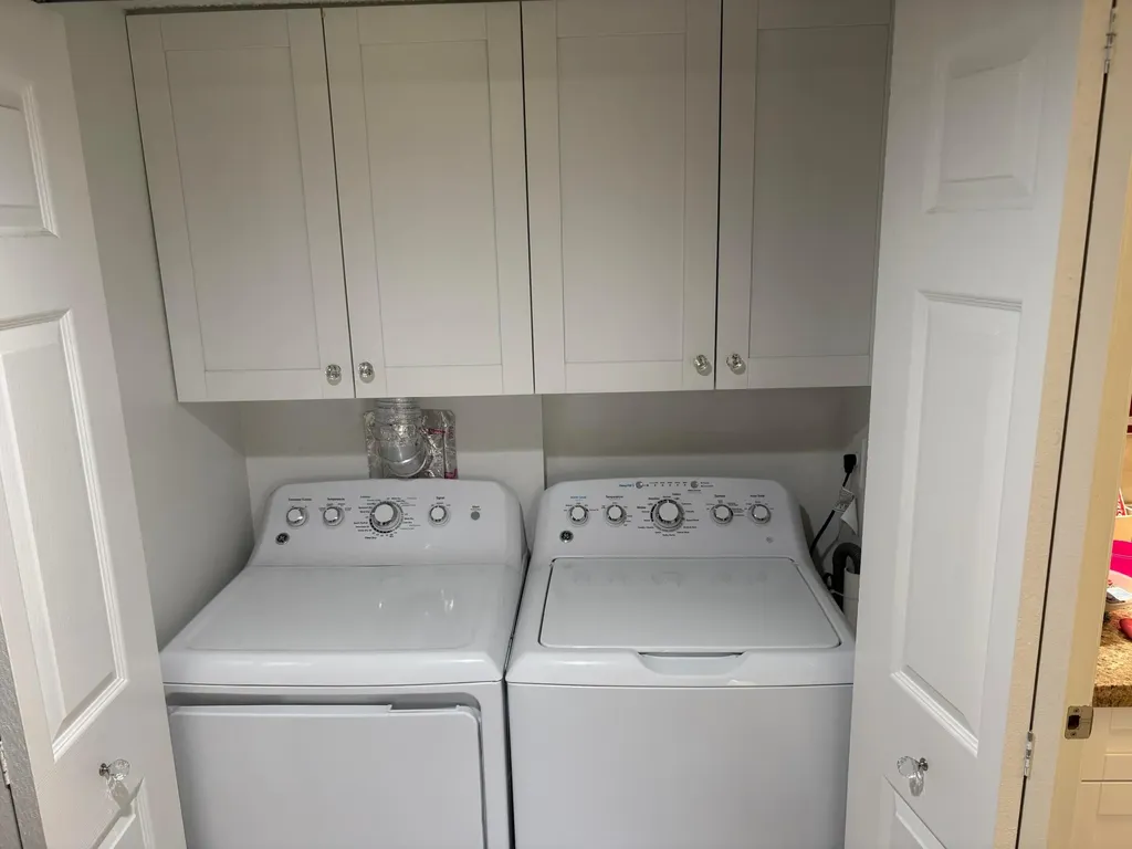 800 SW 142nd Pembroke Pines FL 33027