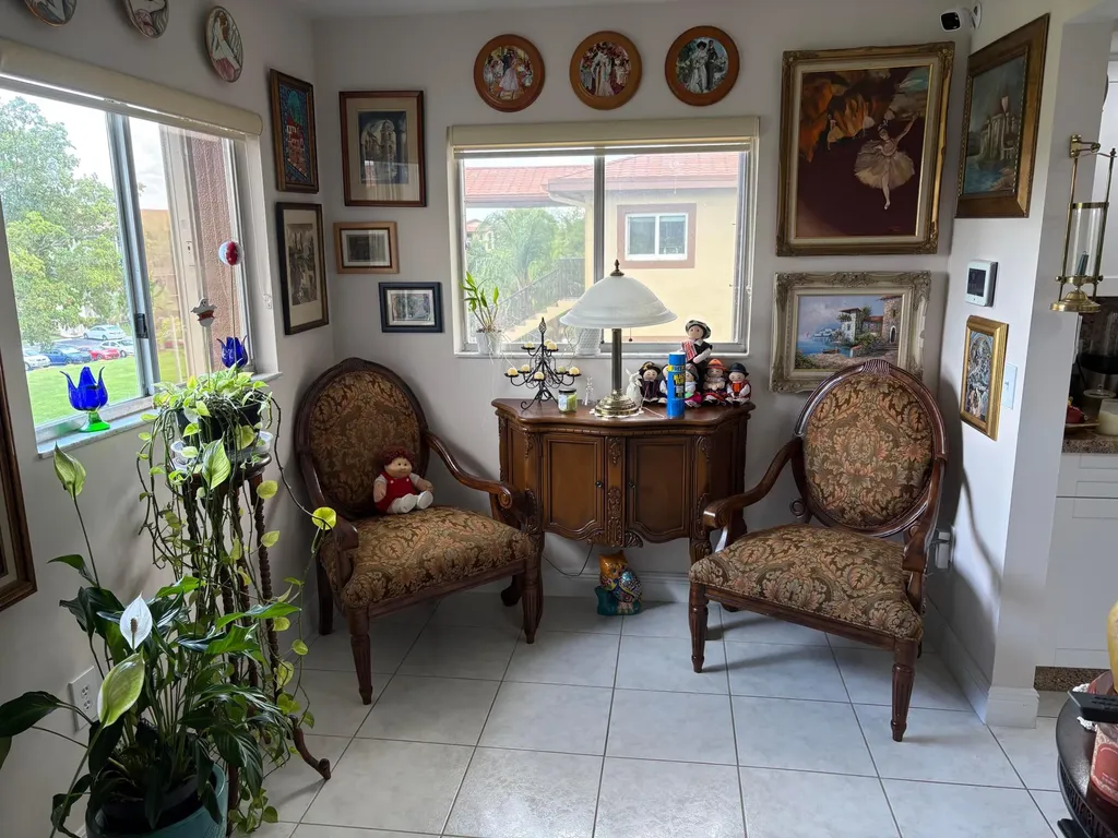 800 SW 142nd Pembroke Pines FL 33027