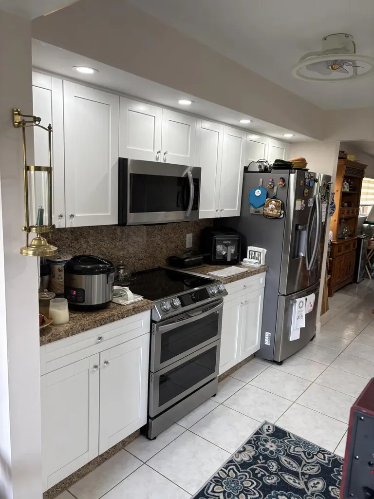 800 SW 142nd Pembroke Pines FL 33027