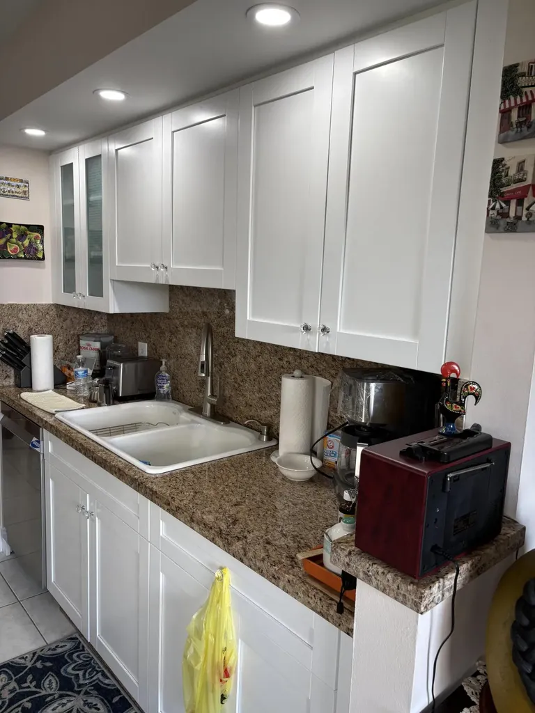 800 SW 142nd Pembroke Pines FL 33027