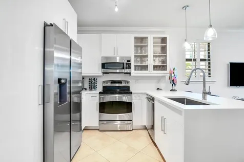 861 S Ocean Boulevard Pompano Beach FL 33062