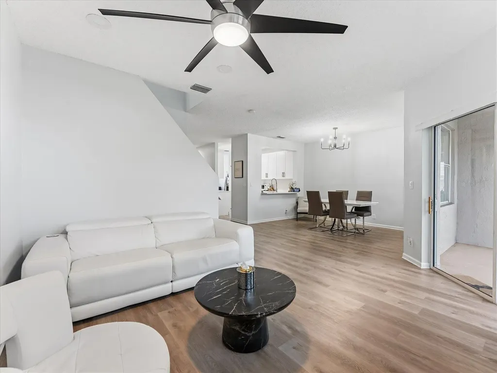 10240 Via Hibiscus Boca Raton FL 33428