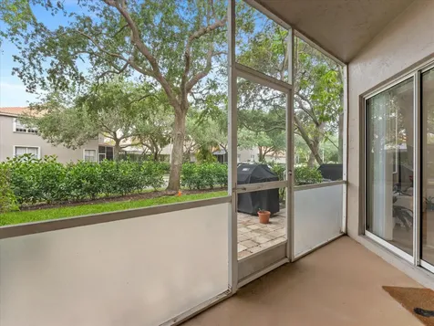 10240 Via Hibiscus Boca Raton FL 33428