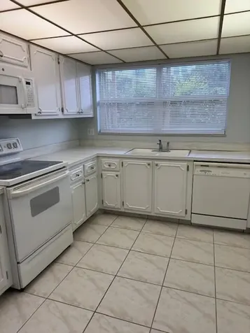 2018 S Federal Highway Boynton Beach FL 33435