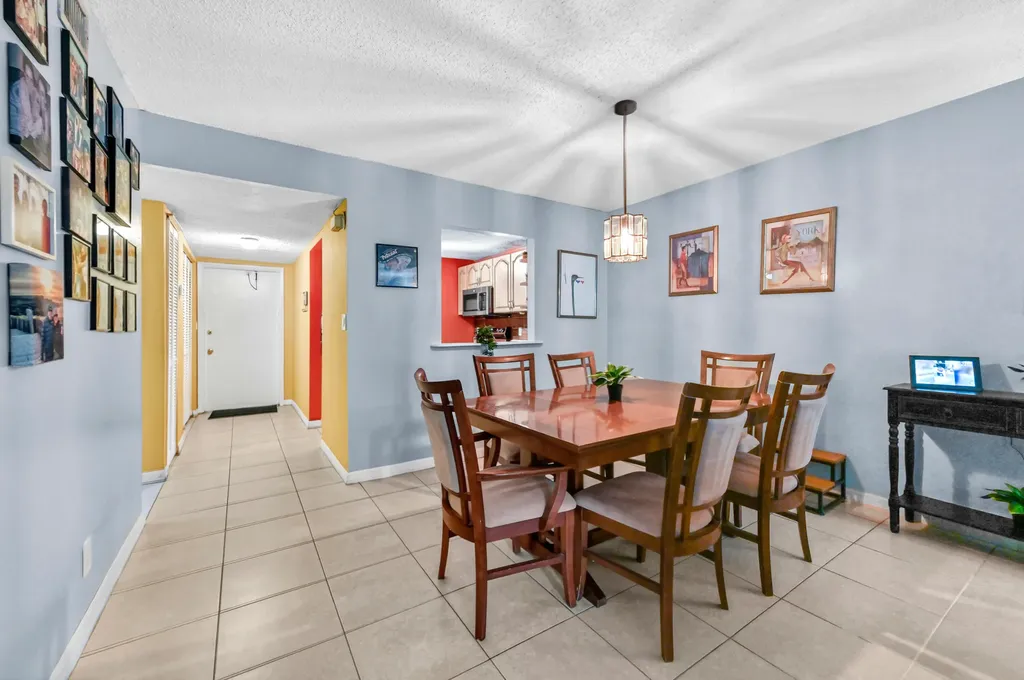 430 Commodore Drive Plantation FL 33325
