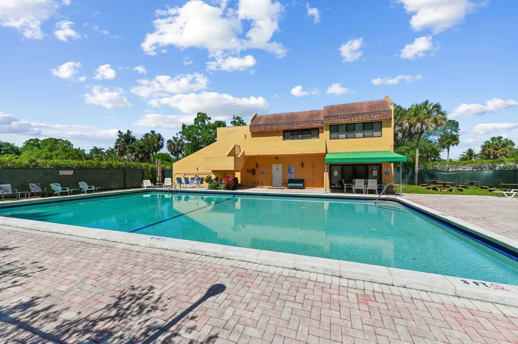 430 Commodore Drive Plantation FL 33325