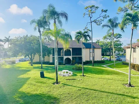 443 Pine Glen Lane Greenacres FL 33463