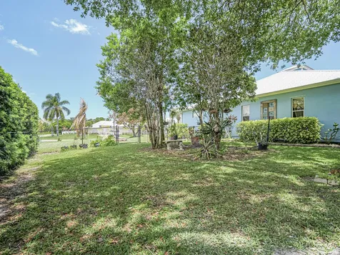 1155 SW 18th Street Street SW Vero Beach FL 32962