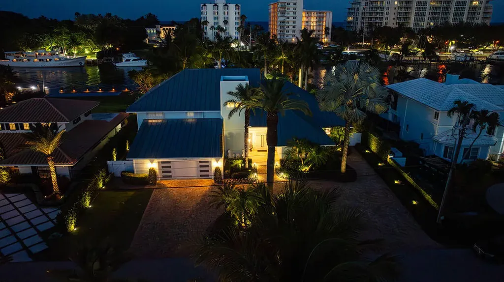 4130 NE 31st Avenue Lighthouse Point FL 33064