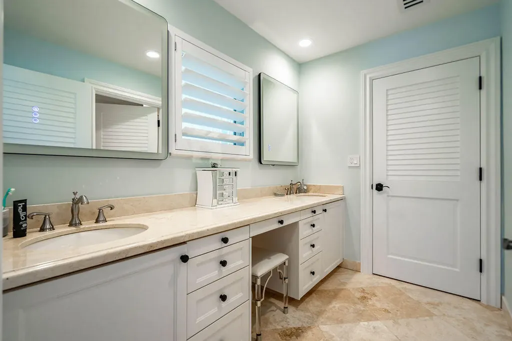 4130 NE 31st Avenue Lighthouse Point FL 33064