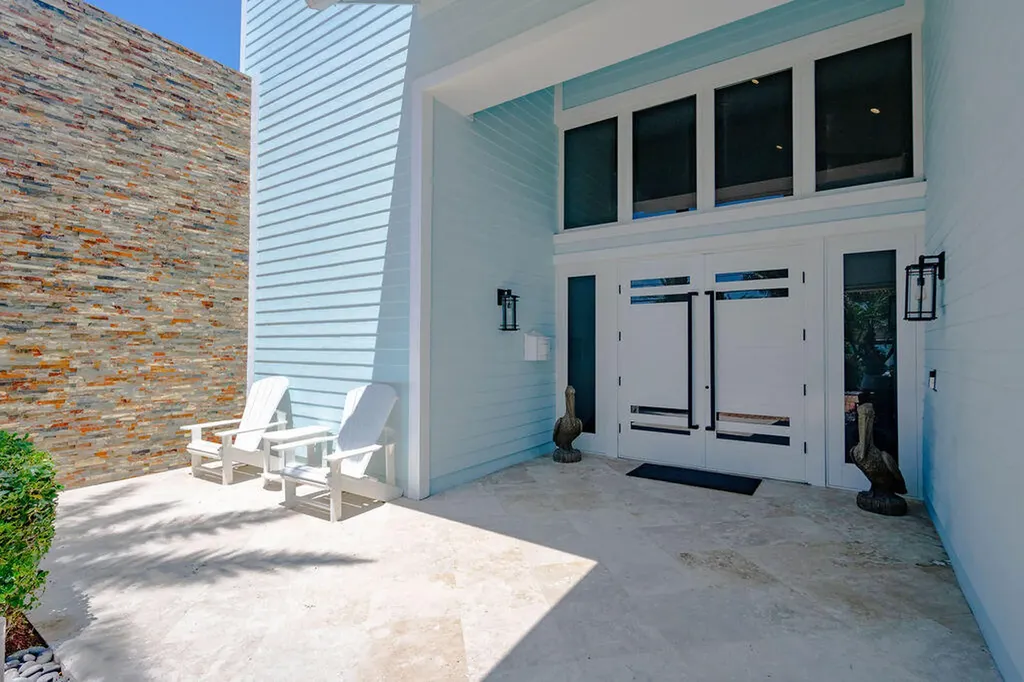 4130 NE 31st Avenue Lighthouse Point FL 33064