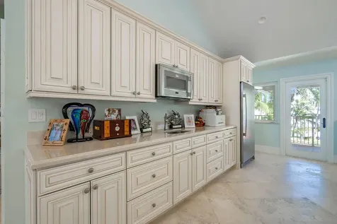 4130 NE 31st Avenue Lighthouse Point FL 33064