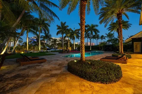 4130 NE 31st Avenue Lighthouse Point FL 33064