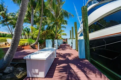 4130 NE 31st Avenue Lighthouse Point FL 33064