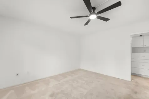 1600 NE Dixie Highway Jensen Beach FL 34957