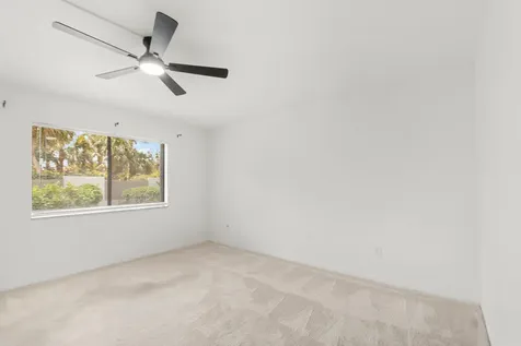 1600 NE Dixie Highway Jensen Beach FL 34957