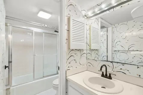 1600 NE Dixie Highway Jensen Beach FL 34957