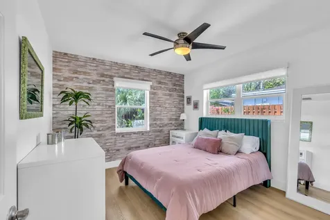 2412 NE 4th Street Pompano Beach FL 33062