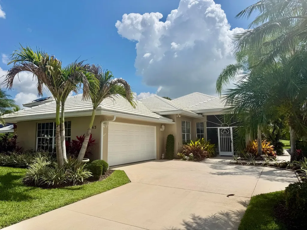 413 SW Fairway Landing Port St Lucie FL 34986