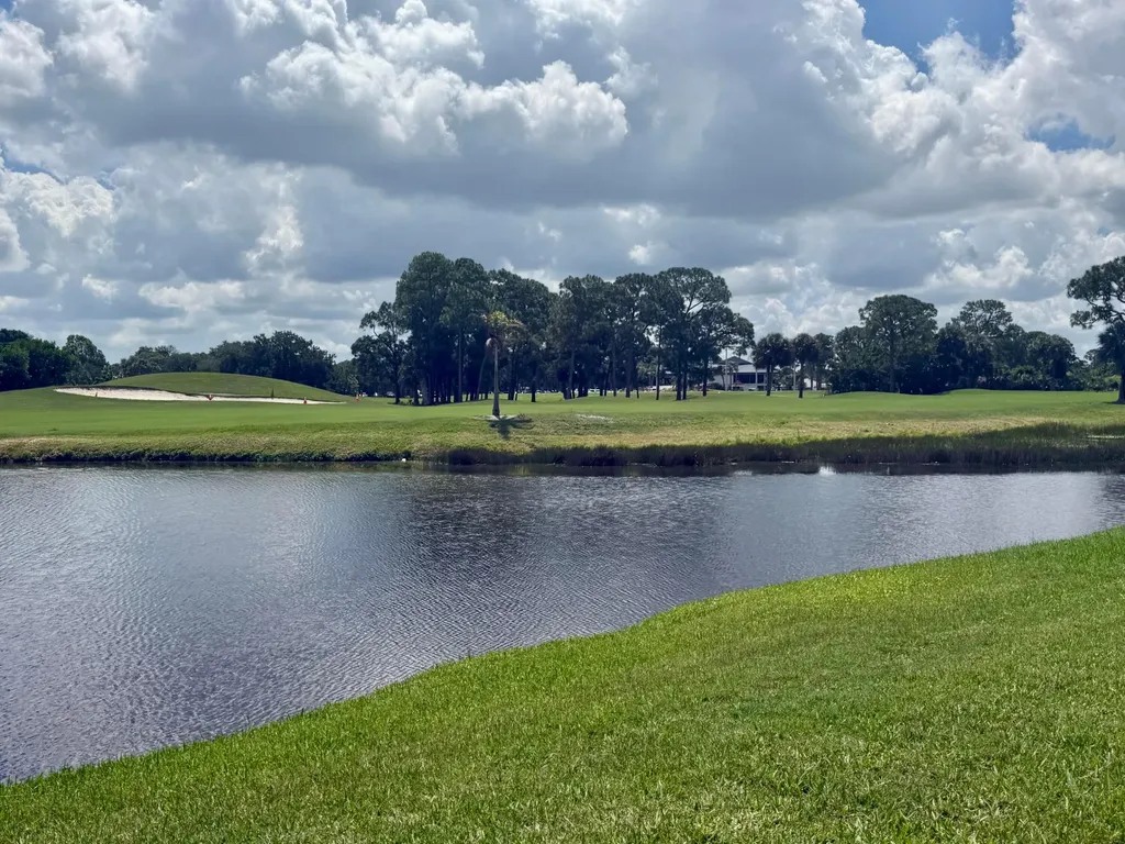 413 SW Fairway Landing Port St Lucie FL 34986