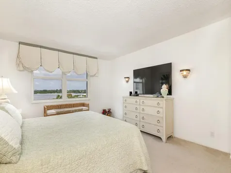 2295 S Ocean Boulevard Palm Beach FL 33480