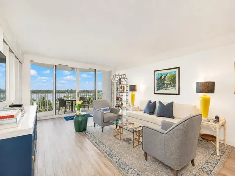 2295 S Ocean Boulevard Palm Beach FL 33480