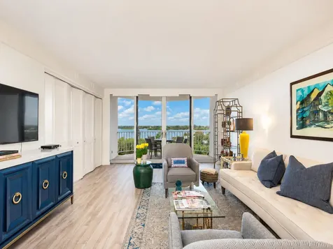 2295 S Ocean Boulevard Palm Beach FL 33480