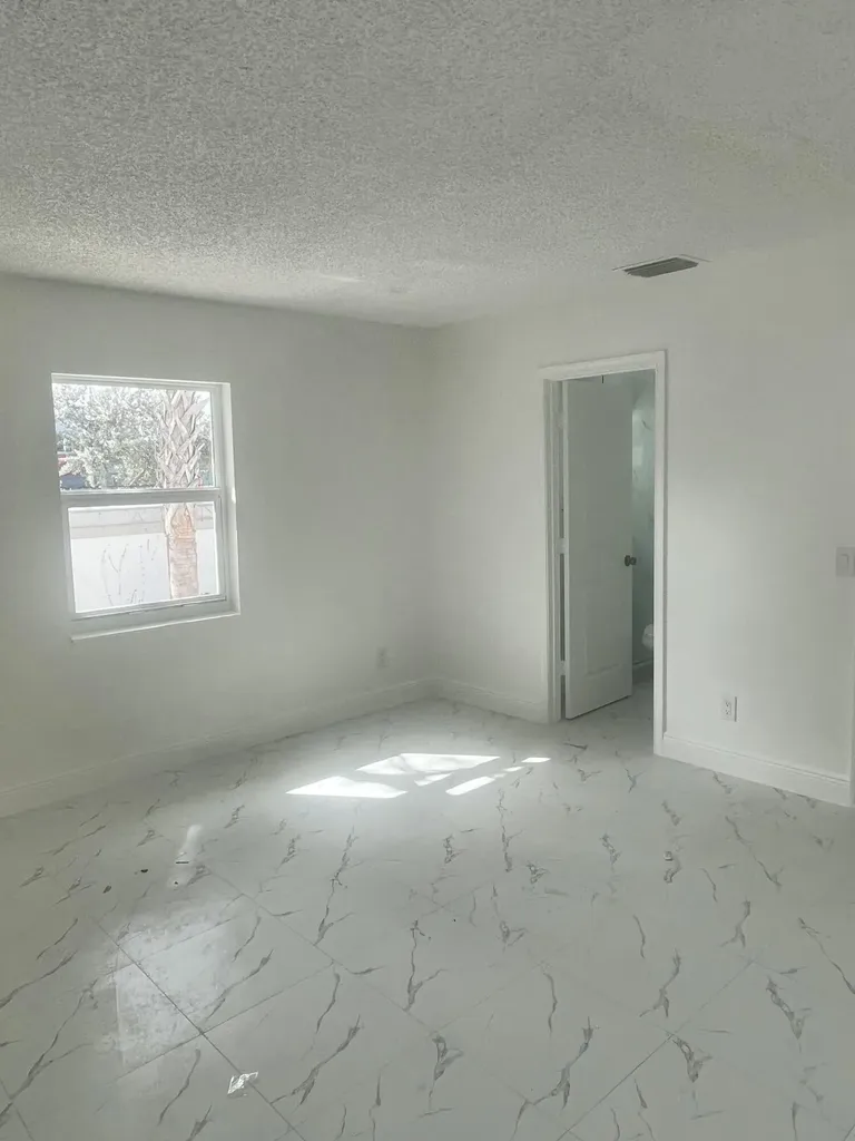 2747 Summit Boulevard West Palm Beach FL 33406